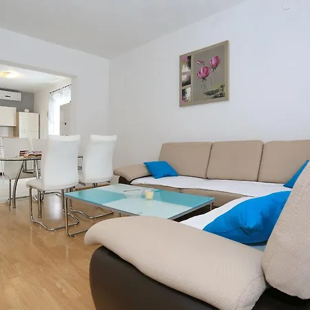 Marinovic Apartment