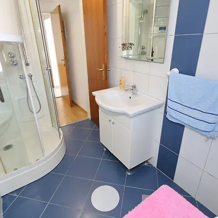 Apartment Marinovic