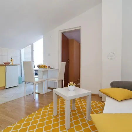 Apartman Marinovic *